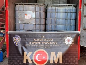 Kaçakçılara Eş Zamanlı Operasyon: 12 Ton Karışımlı Akaryakıt Ele Geçirildi