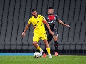 Spor Toto Süper Lig: Fatih Karagümrük: 1 - İ̇stanbulspor: 2 (Maç Sonucu)