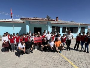 Sincan Belediyesi Ağrı Dağı’nın Zirvesinde