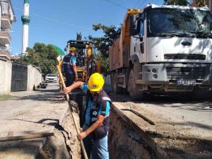 O Mahallenin Kanalizasyon Hattı Yenileniyor
