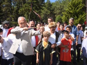 Cebelibereket Okçuluk Turnuvası Yapıldı