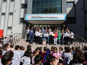 Yenimahalleli Çocuklardan Geri Dönüşüme Büyük Destek