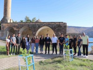 Çamelili Öğrenciler, Siyah Güller Şehri Halfeti’nin Güzelliklerini Yerine Gördü