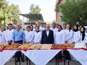 Gaün’de Geleneksel Tanışma Kahvaltısı