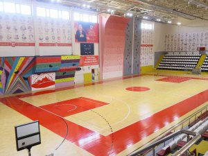 15 Temmuz Spor Salonu’nda Bakım Onarım Çalışmaları Sona Erdi