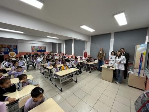 Okullarda Hayvan Hakları Eğitimi Verildi