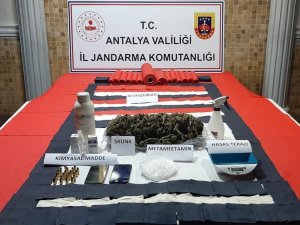 Antalya’da Zehir Tacirlerine Büyük Darbe: 384 Milyon Liralık Uyuşturucu Maddeleri Ele Geçirildi