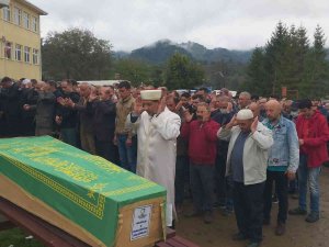 Trafik Kazasında Hayatını Kaybeden Karı-koca Son Yolculuğuna Uğurlandı