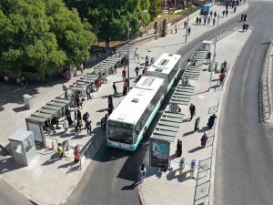 Konya’da Turnike Sistemiyle Otobüslerin Bekleme Süresi Ve Karbon Emisyonu Azaldı