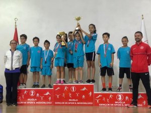 Muğla’da Minikler Masa Tenisi Takımı Şampiyon Oldu