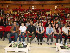 Nevü ‘De ’Neşe Saçan Adamlar’ Grubu Büyük İlgi Topladı