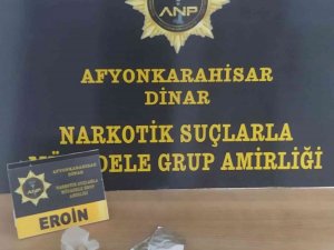 Şüphe Üzerine Durdurulan Şahısta Eroin Ele Geçirildi