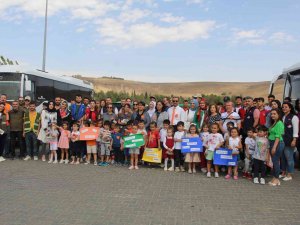 Batman’da Stk Temsilcileri Sokak Hayvanlarını Unutmadı