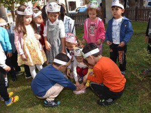 Yunusemreli Minikler Sokak Hayvanlarını Unutmadı