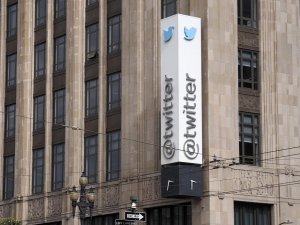 Elon Musk’ın Twitter’ı Satın Almak İçin Yeniden Teklifte Bulunduğu İddia Edildi