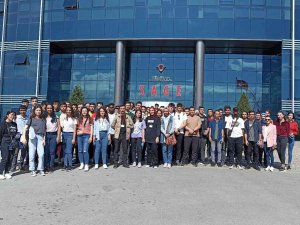 Sbtü Öğrencileri Sektörün Devlerini Yerinde İnceledi