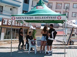 Üniversite Öğrencilerine Stantla Tanıtım