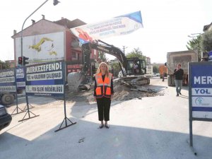 Merkezefendi’de Üst Yapı Hızla Sürüyor