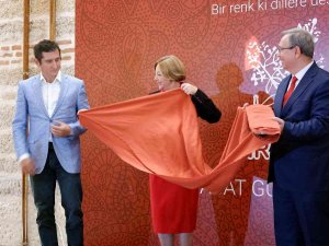 Padişah Fermanıyla Formülü Yasaklanan Efsane Renk, Yıllar Sonra Yeniden Hayat Buluyor