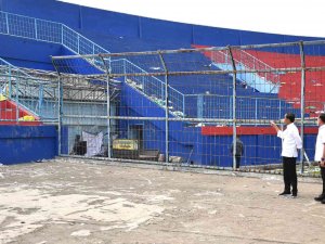 Endonezya’da Stadyumdaki İzdihamda Ölü Sayısı 131’e Yükseldi