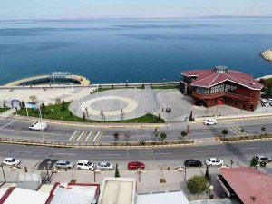 Edremit Belediyesinden Ücretsiz Wi-fi Hizmeti