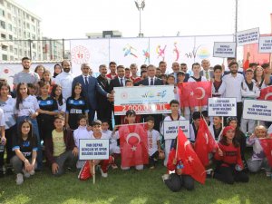 Van Büyükşehir Belediyesinden Amatör Spor Kulüplerine 2 Milyon Tl’lik Destek