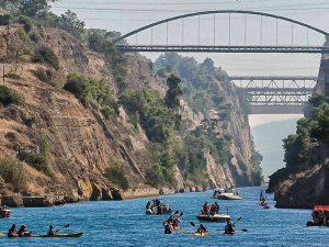 Yunanistan’daki Korint Kanalı 2023 Yazına Kadar Kapalı Kalacak