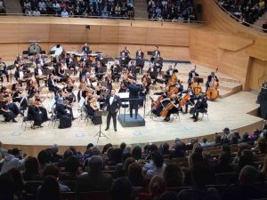 Bakan Ersoy, Opera Sanatçıları Murat Karahan İle Opolais’in Konserini İzledi
