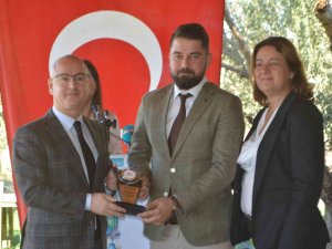 Öğrencilerden “Ayvalık Kıyılarından Öyküler” Kitabı