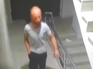 Ayakkabı Hırsızları Kameraya Yansıdı
