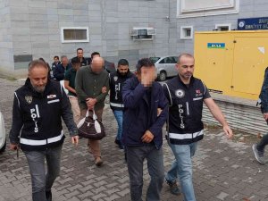 Samsun’da Fetö’den Gözaltına Alınan 6 Kişi Adliyeye Sevk Edildi