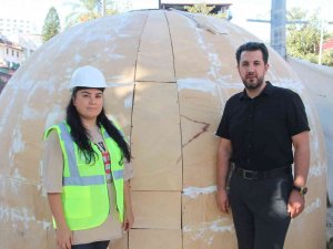 Tarihi Saat Kulesi, 80 Yıl Sonra Kubbesine Kavuşuyor