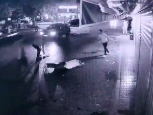 Kavgada Başına Beyzbol Sopası Vurulan Genç 17 Günlük Yaşam Savaşını Kaybetti