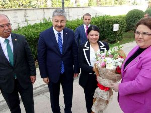 Bakan Yanık Osmaniye’de