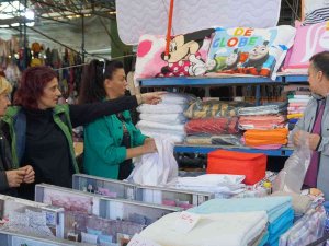 Doğalgaz Krizi Korkuttu: Bulgarlar Edirne’den Battaniye Ve Yorgan Alıyor