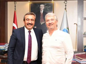 Başkan Çetin’den Adanaspor’a 750 Bin Tl