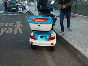 Konteynıra Çarpan Yaşlı Kadın Yaralandı