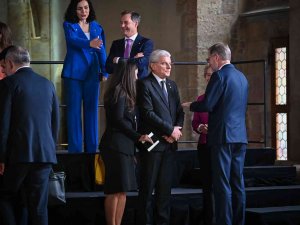 Cumhurbaşkanı Erdoğan, Avrupa Siyasi Topluluğu Zirvesi Aile Fotoğrafına Katıldı