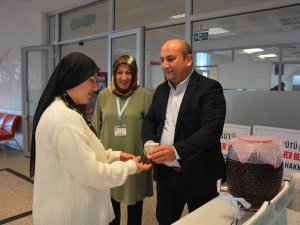 ’İ̇lk Altı Ay Sadece Anne Sütü’