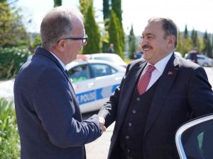 Orman Ve Su İ̇şleri Önceki Bakanlarından Prof. Dr. Eroğlu, Barü’den Övgüyle Bahsetti