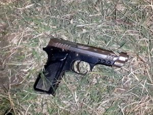 Kaza Yapan Aracın Altında Silah Ele Geçti