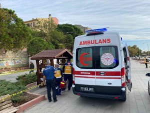 Erdek’te Bankta Oturan Kişi Kalp Krizi Geçirerek Hayatını Kaybetti