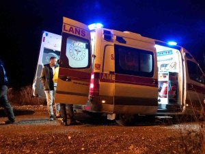 Virajı Alamayan Araç 10 Metreden Uçuruma Yuvarlandı: 6 Yaralı