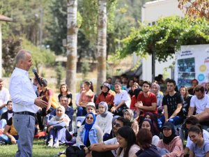 Başkan Zolan Gençlerle Buluştu