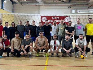 Hazırlık Maçını Dostluk Kazandı