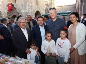 Valilik Ve Büyükşehir’den 790 Yıllık Tarihi Kervansarayda Muhteşem Konser