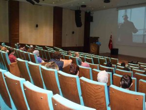 Çocuklarda İleri Yaşam Desteği Anlatıldı