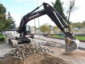 İ̇nönü, Prestij Cadde Oluyor