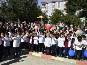 Edirne’nin Köylerine Gezici Kütüphane