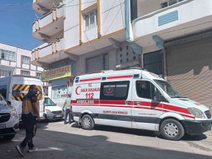 İ̇ki Aylık Bebek Bıçaklanarak Öldürülmüş Halde Bulundu